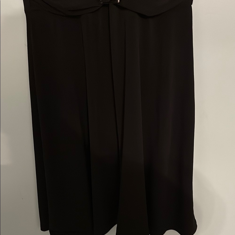 Suzy Shier Black Mini Dress with Buckle Detail, sleeveless size large - Picture 6 of 8